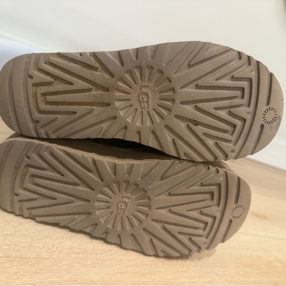UGG Chestnut Suede Boots - Picture 5 of 5